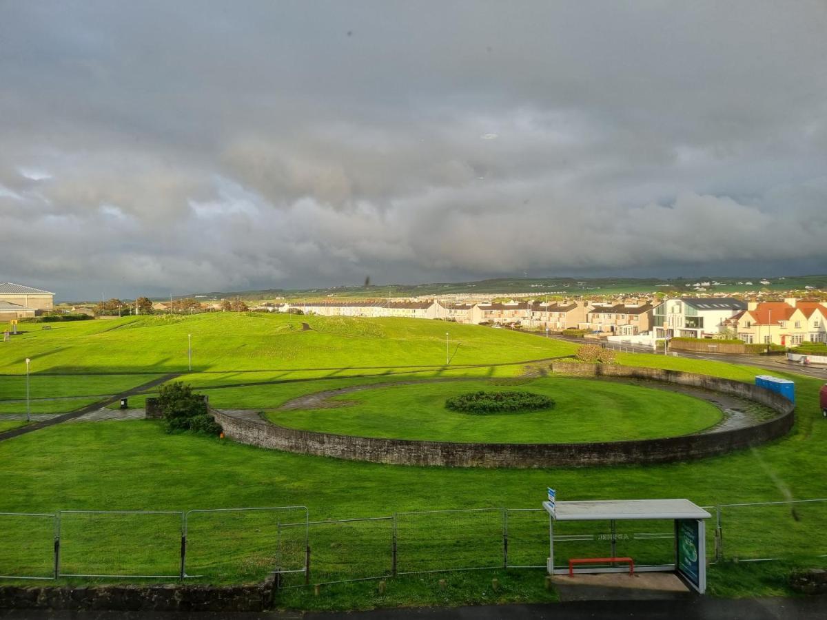 1 West Beach - Dog Friendly - Portrush By The Sea Extérieur photo